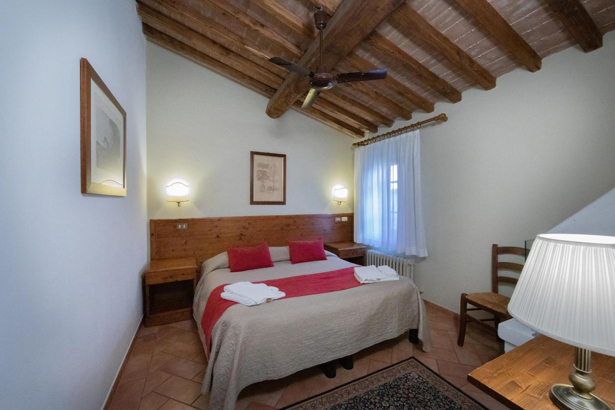 Tenuta Decimo - Il Borgo Di Mariano Сан-Джиминьяно Экстерьер фото