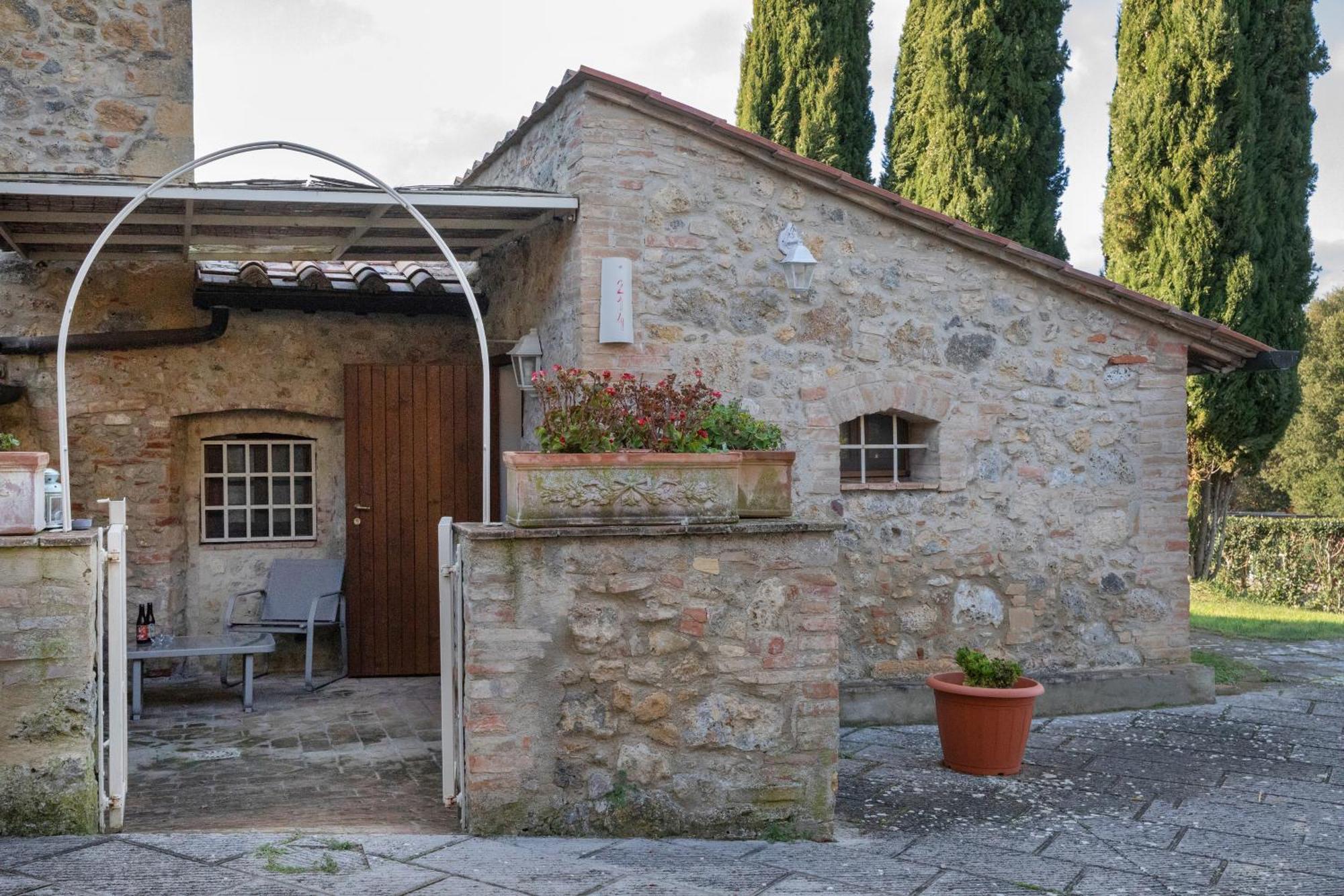Tenuta Decimo - Il Borgo Di Mariano Сан-Джиминьяно Экстерьер фото