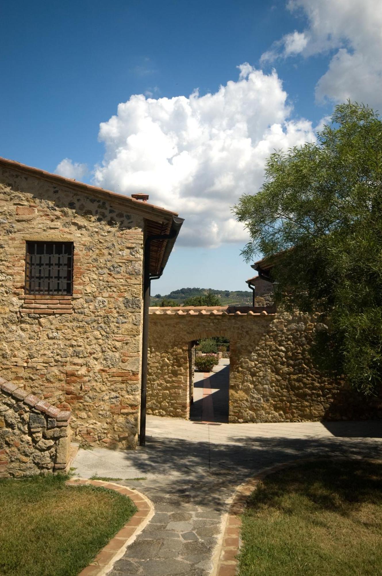Tenuta Decimo - Il Borgo Di Mariano Сан-Джиминьяно Экстерьер фото